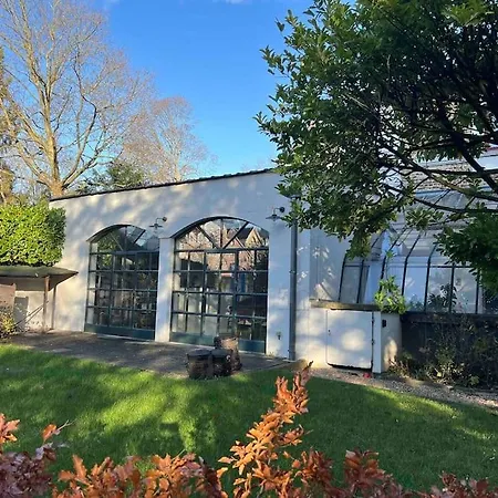 Charmante Maison Dans Un Coin De Verdure A Boitsfort Prázdninový dům Brusel