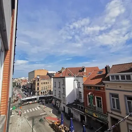 European Heart 2-bedroom Flat. Brüsszel