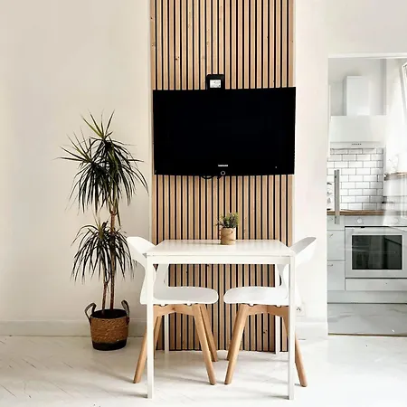 Comfortable In 35m² Terrace With Bbq Brusel