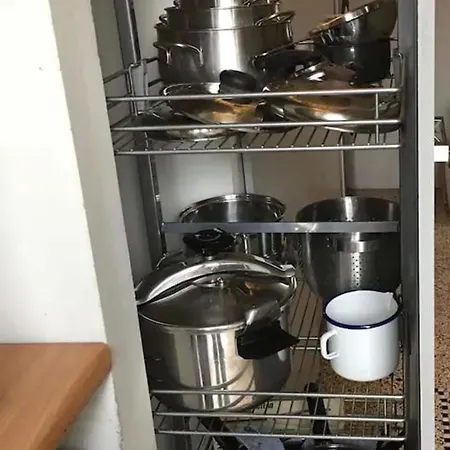 Spacious In Brussels, Large Private Garden Appartement