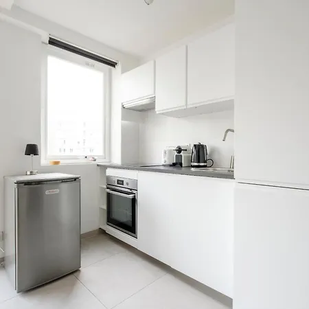 Apartment Beautiful Close To Avenue Louise