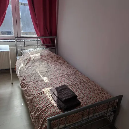In Guest - A A Brusel