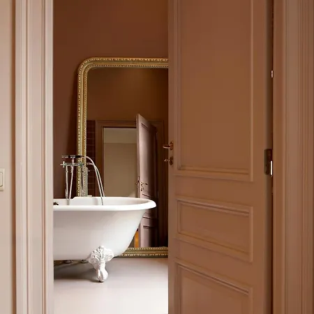 Le Vaudeville 2* Brusel