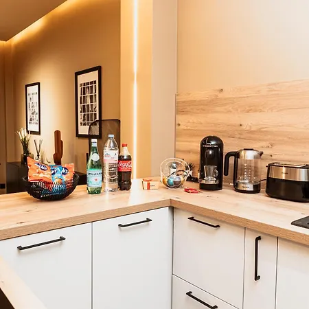 Golden Dove Luxury Apartment *