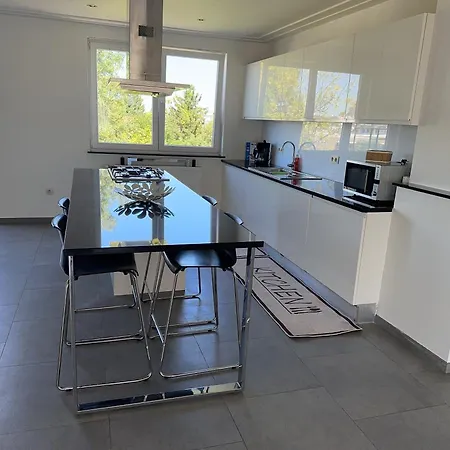 شقة Appartamnet 3 Bedroom + Living بروكسل