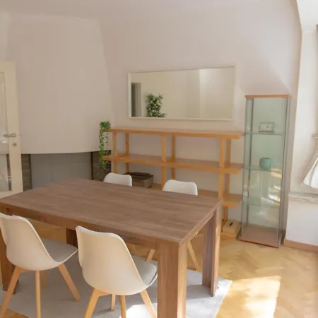 Apartman Moliere - Hue Connected