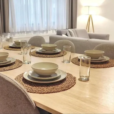 2 Bedroom In Center With Breathtaking View Διαμέρισμα