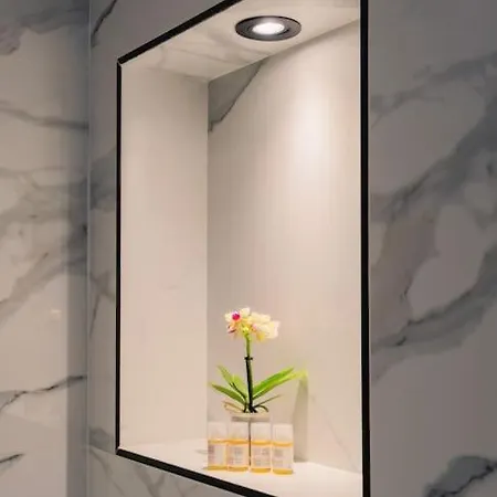 Panorama Mont Des Arts Apartament *