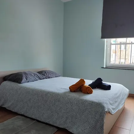 Confortable Avec Un Lit Double A Schaerbeek Cle Bleu Privat bolig *