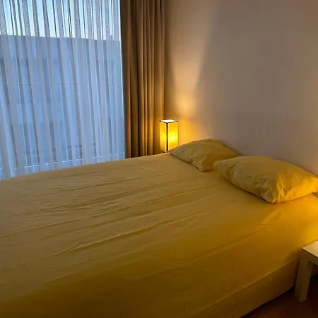 Appartement With Balcony In Center