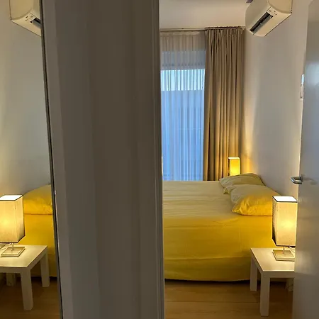 With Balcony In Center Appartement *