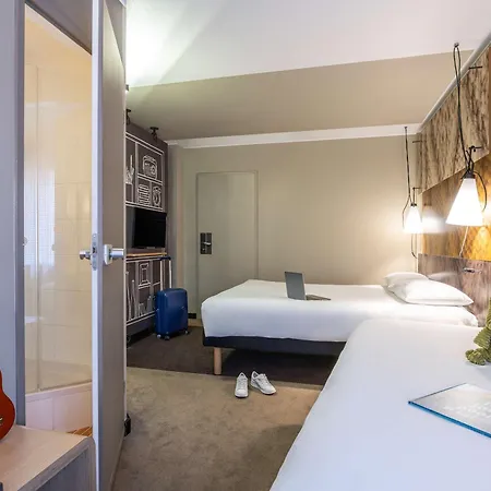 Ibis Centre Hotel 3*
