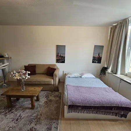 Cosy 4 Bruxelas