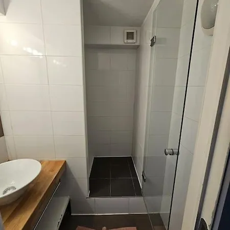 Cosy 1 Apartment *