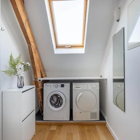 Apartment Grand Sapphire Cinquantenaire Brussels