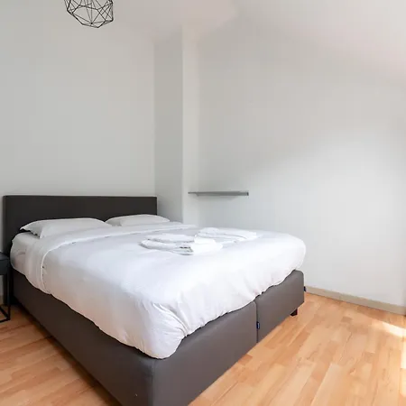 La Louve - Big Place & Garden - Parking Gratuit