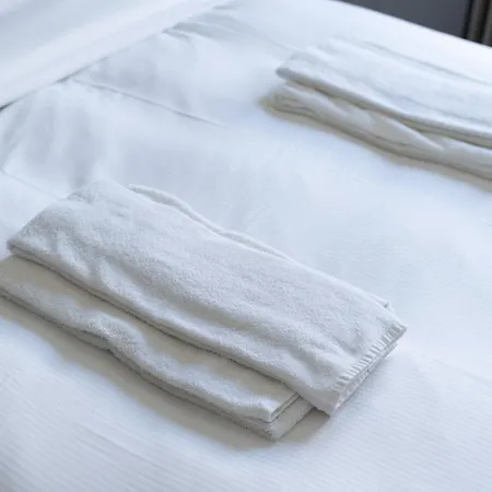 La Louve - Big Place & Garden - Parking Gratuit 브뤼셀