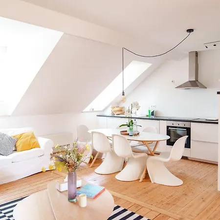 Smart - Gare Du Midi *