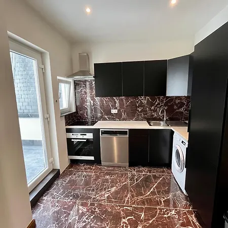 Stilias 4p בריסל