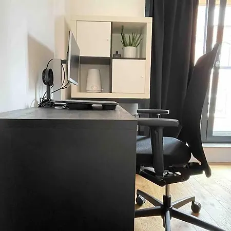 Appartement Elegant Canal-view Duplex With Free Parking