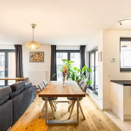Appartement Elegant Canal-view Duplex With Free Parking *
