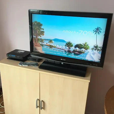 солнечная комфортная студия в андерлехт с лифтом * Brussels