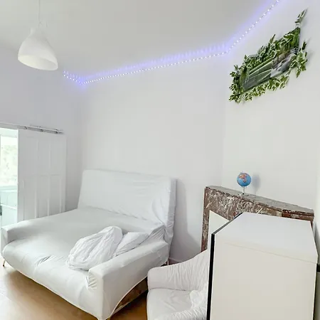Mari House