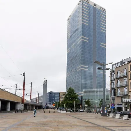 Midi Апартаменты *