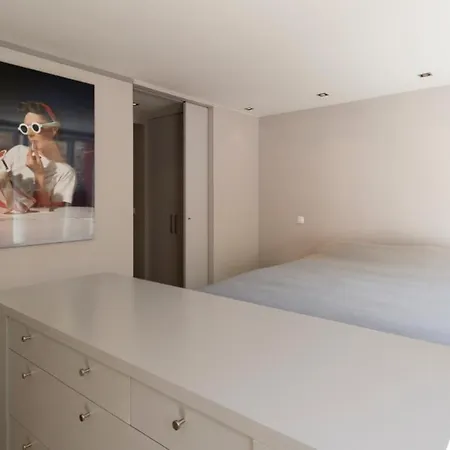 Apartment Flagey Terrace Design