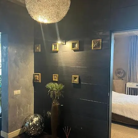 Cosy And Modern 2 Bedroom In Apartman