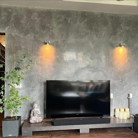 Cosy And Modern 2 Bedroom In