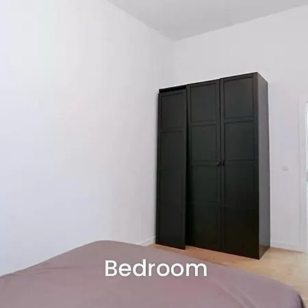 Luxury In The Eu Quarter *