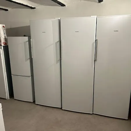 Exceptional 600 M2 Spacious 12bd 12ba