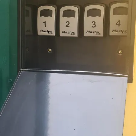 Cosy Place Expo 200 شقة