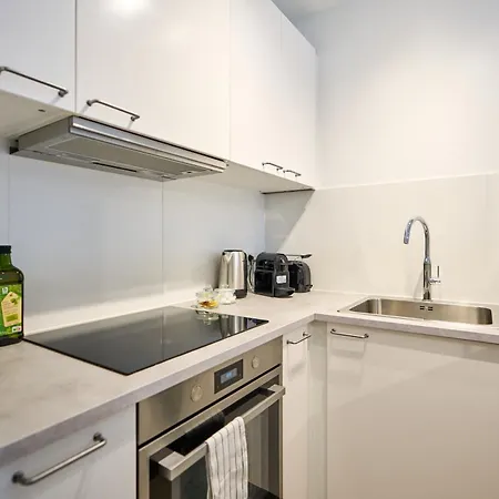 Anspach 1 Bedroom