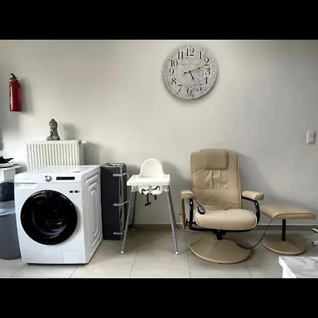 아파트 Avec Terrasse Privee Et Garage Rez De Chaussee Lumineux *