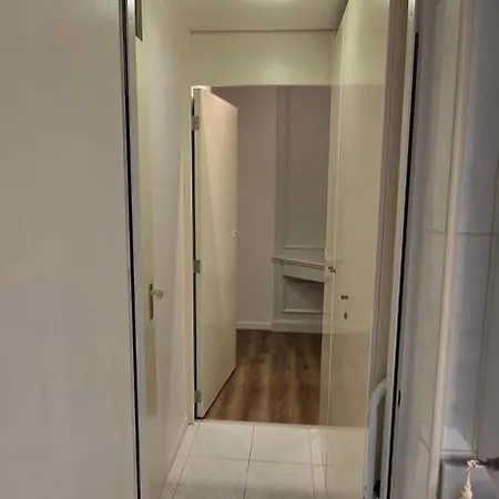 아파트 Charmant Appartement 브뤼셀