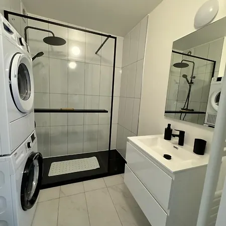 Апартаменты Zone Touristique Брюссель