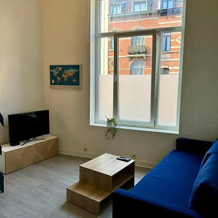 Avec En Mezzanine Lägenhet Bryssel
