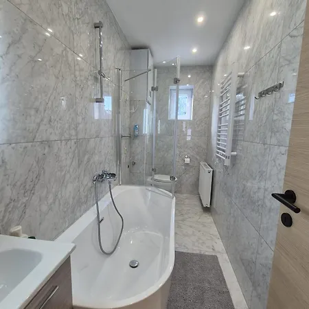 Modern Near Avenue Louise Appartement