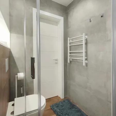 Chaussee De Wavre Family App's Bruxelas