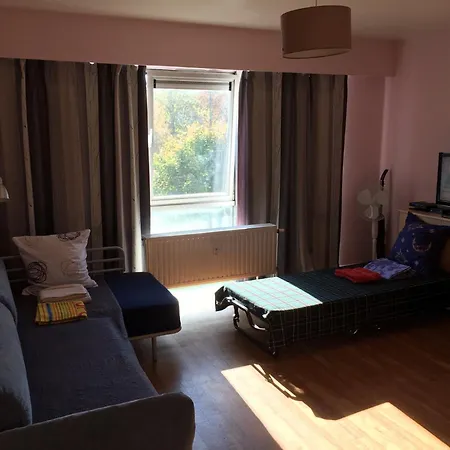 شقة солнечная комфортная студия в андерлехт с лифтом بروكسل