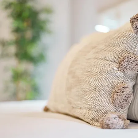 Charming In Heart Of Grand Place Brussels