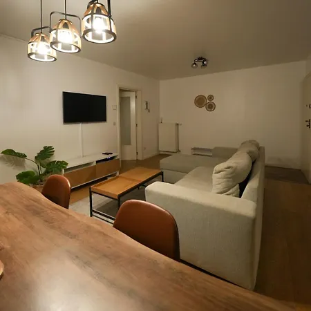 Cocon Chaud - Pour Couple Avec Ou Sans Bebe Au Rez-de-chaussee Apartment