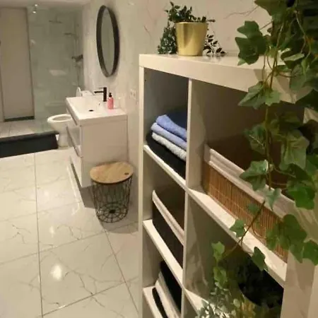 아파트 Superbe Full Equipe Avec Cour Exterieur