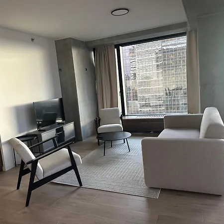 Beautiful With Panoramic View Of Center With Roof Terrace