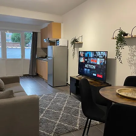 Duden Park - Cosy 1 Bedroom