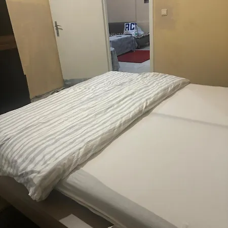 For Rent בריסל