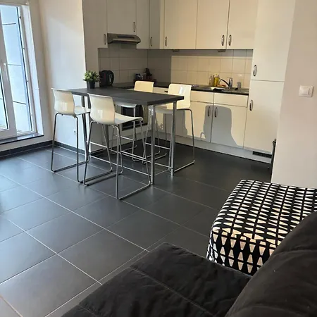 With Balcony In Center *