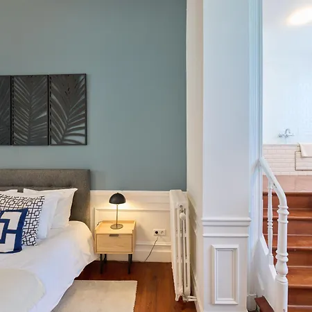 Luxurious 6-br Mansion Near European Union Apartman